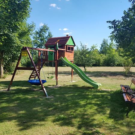 Landhotel Trampe Экстерьер фото