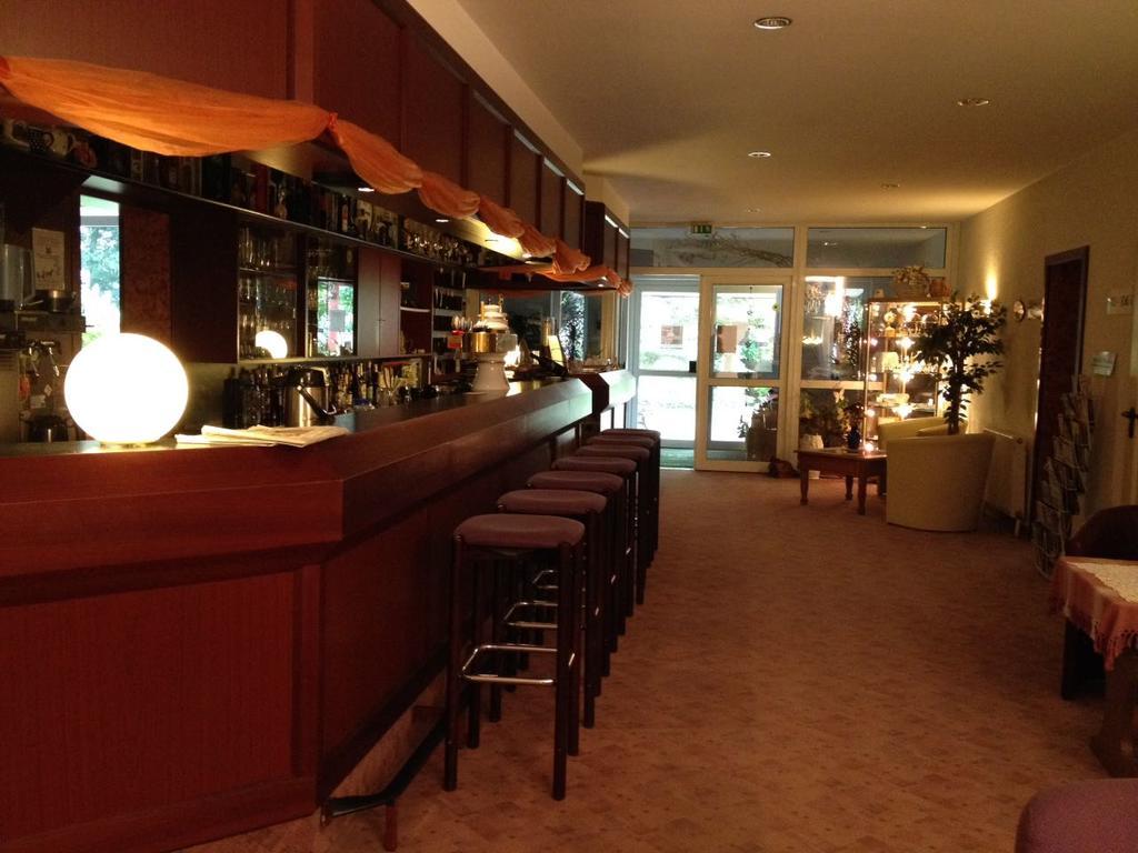 Landhotel Trampe Экстерьер фото