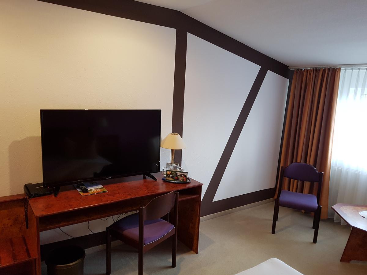 Landhotel Trampe Экстерьер фото