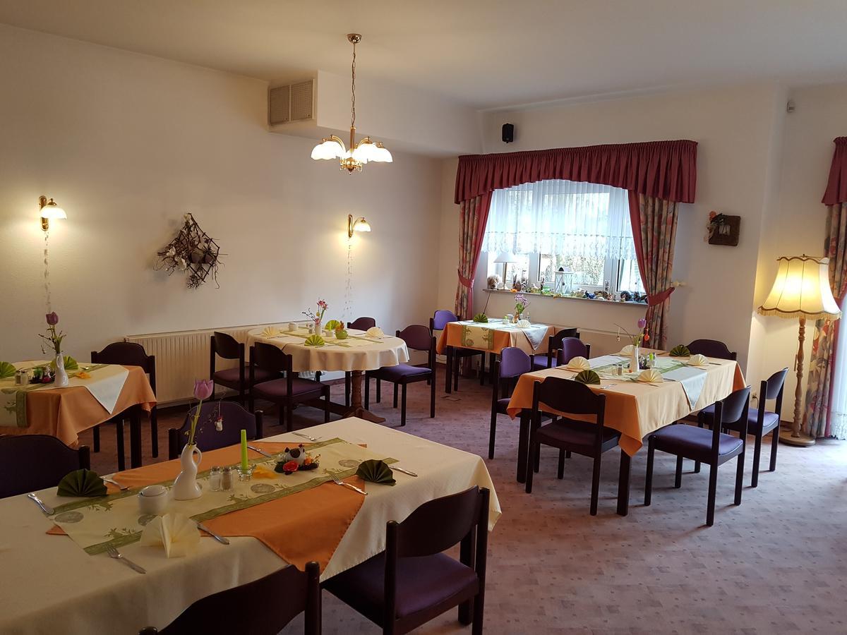 Landhotel Trampe Экстерьер фото